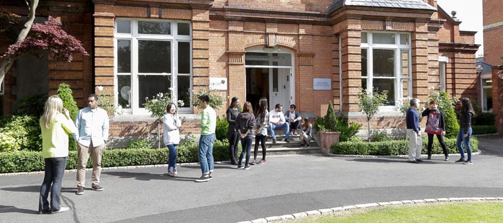 Cambridge Examination Course – Advanced CAE